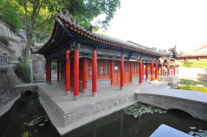 华清宫 环园 白莲榭.jpg