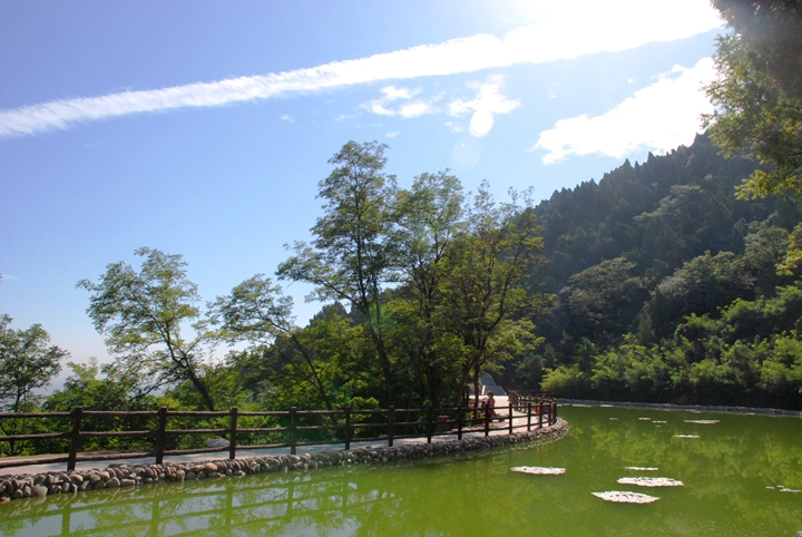 华清宫 骊山 上善湖.jpg