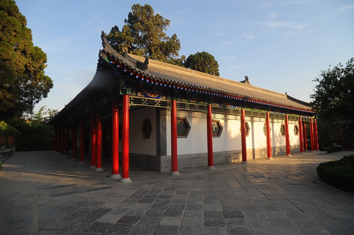 华清宫 禹王殿侧景.jpg