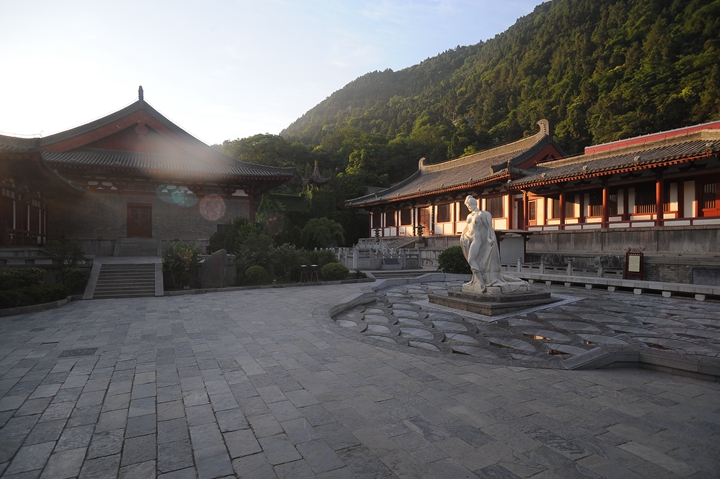 华清宫 御汤遗址博物馆.jpg